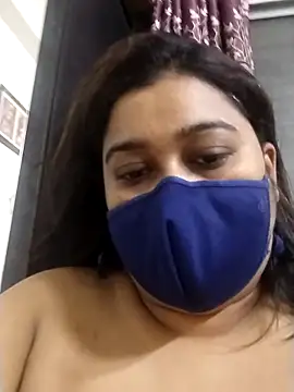 indianlisa5 online show from April 21, 5:28 pm