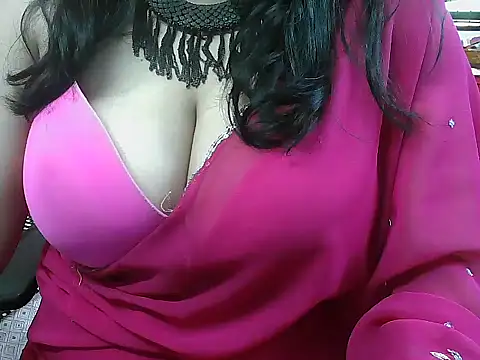 Snapshot of rehana_housewife chatting on May 10, 3:12 am rehana housewife online show from May 10, 3:12 am