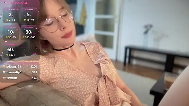 ms christiana online show from October 8, 2:31 am