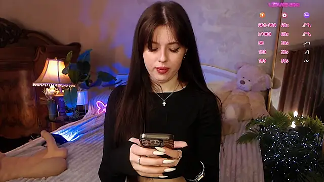 JulieHeets online show from January 1, 10:21 am