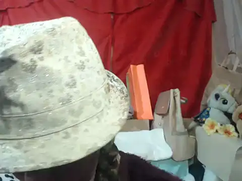 hottieperla online show from November 24, 6:29 pm