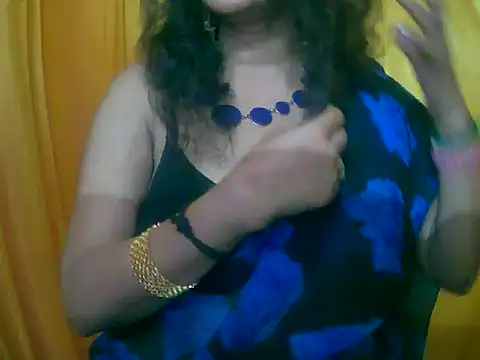 Snapshot of sexy_baby_kolkata chatting on November 1, 7:32 am sexy baby kolkata online show from November 1, 7:32 am