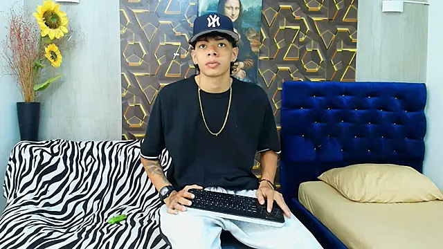 Harry jhonsson online show from April 29, 9:32 pm