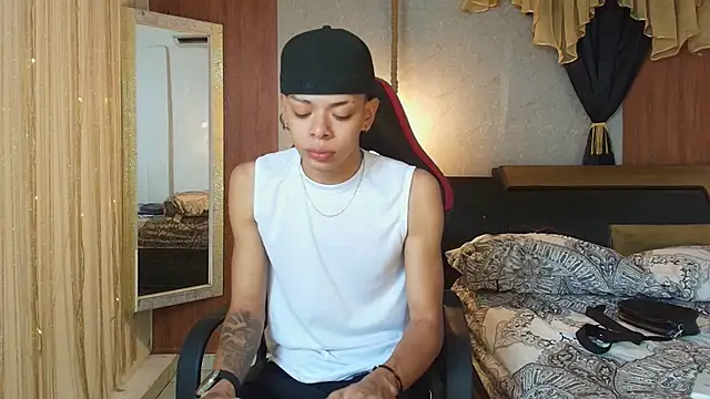 Snapshot of Harry_jhonsson chatting on June 26, 11:53 pm Harry jhonsson online show from June 26, 11:53 pm