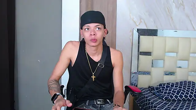 Snapshot of Harry_jhonsson chatting on July 3, 12:50 am Harry jhonsson online show from July 3, 12:50 am