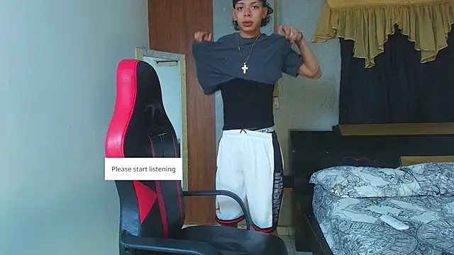 Snapshot of Harry_jhonsson chatting on July 24, 11:47 pm Harry jhonsson online show from July 24, 11:47 pm