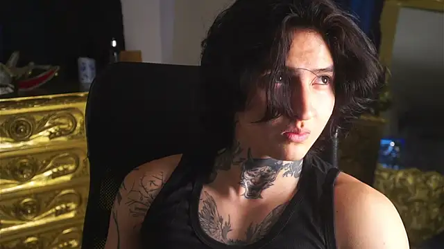 Snapshot of dantecoppolaa_ chatting on January 23, 10:54 pm dantecoppolaa online show from January 23, 10:54 pm