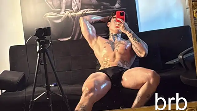 Snapshot of dantecoppolaa_ chatting on September 22, 11:07 pm dantecoppolaa online show from September 22, 11:07 pm