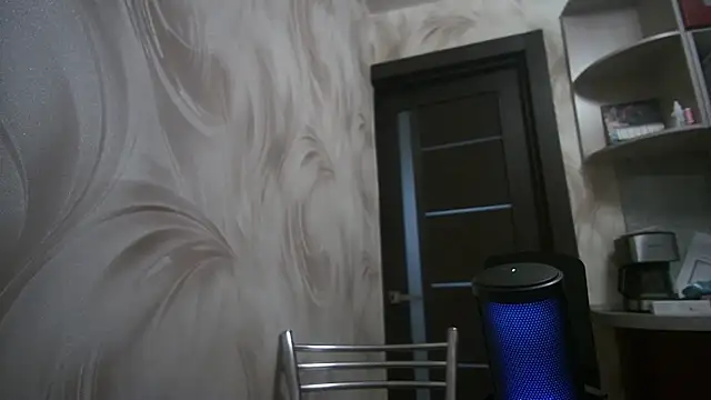 MoorderxDoll online show from December 24, 9:33 pm