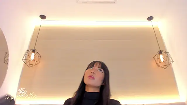 aprilalen online show from November 11, 6:24 am