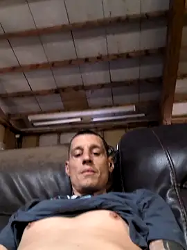 Snapshot of KeithLowry chatting on December 16, 8:36 pm KeithLowry online show from December 16, 8:36 pm