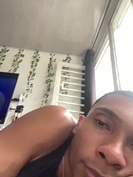 Aaronblack1  online show from February 23, 8:28 pm