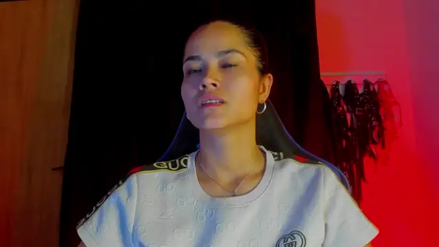 scarlet-kennedy98 online show from November 5, 11:16 pm