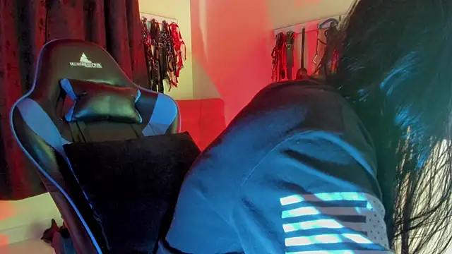 scarlet-kennedy98 online show from November 20, 7:46 pm