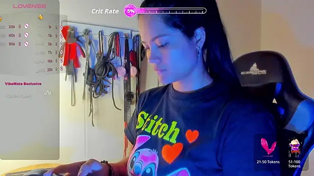 Snapshot of scarlet-kennedy98 chatting on May 28, 7:11 pm scarlet-kennedy98 online show from May 28, 7:11 pm
