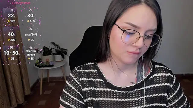 Snapshot of anaveleeez chatting on January 16, 4:17 am anaveleeez online show from January 16, 4:17 am