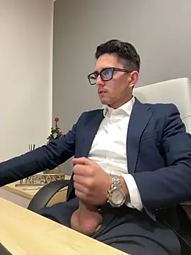 masterboss  online show from December 2, 12:40 pm