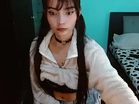 Snapshot of _annie_rosse chatting on March 6, 7:21 pm annie rosse online show from March 6, 7:21 pm