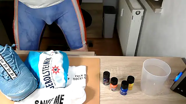 lycrasneakerxh online show from April 13, 9:31 pm