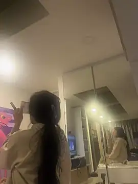 aangie  uwu online show from February 25, 1:52 am