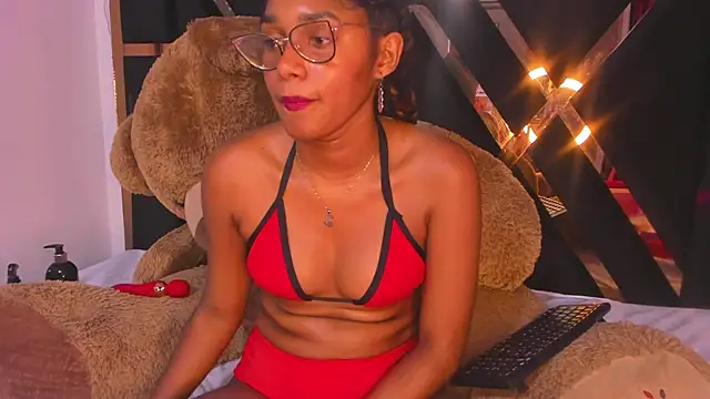 Snapshot of Ebony_beautifull chatting on February 26, 6:37 am Ebony beautifull online show from February 26, 6:37 am