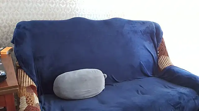 franceska blue online show from October 24, 9:17 am