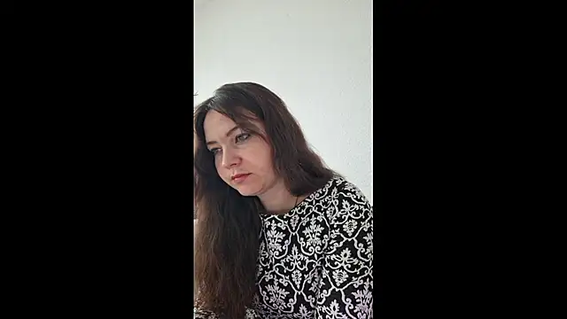 Cyndee Winter online show from November 20, 9:20 am