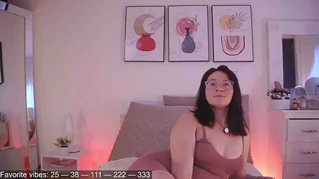 Anah s online show from June 23, 10:19 pm