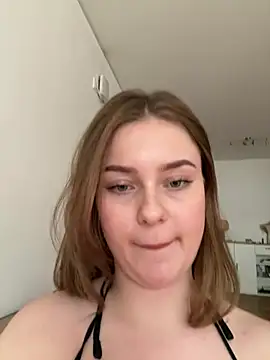 MaribelRiver online show from March 31, 2:39 pm