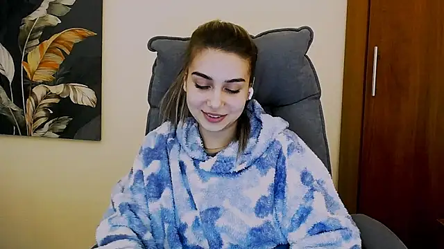 Lili magic online show from February 22, 4:51 pm