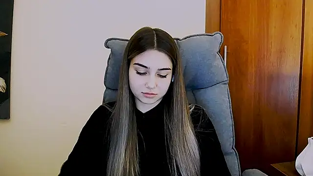 Lili magic online show from March 20, 4:09 pm