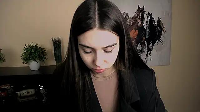 Lili magic online show from December 15, 1:26 pm