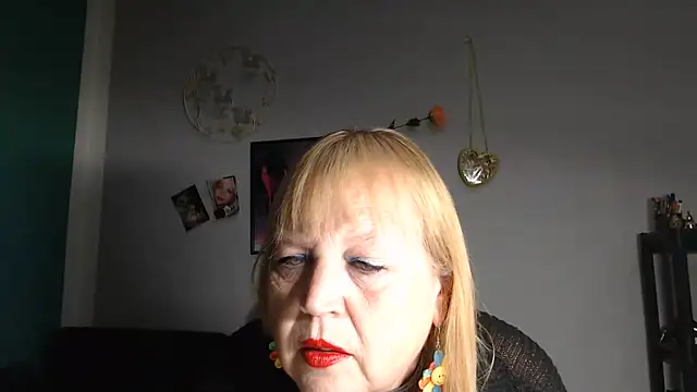 Blasflittchen online show from June 4, 1:50 pm