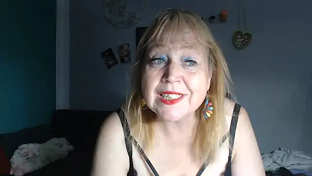 Blasflittchen online show from July 26, 4:25 pm