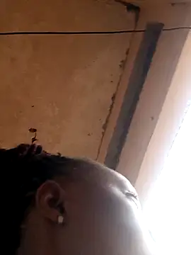 Snapshot of pretty_amaal chatting on February 21, 4:18 am pretty amaal online show from February 21, 4:18 am