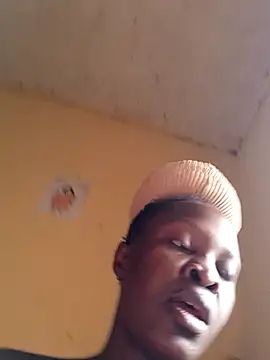 Snapshot of pretty_amaal chatting on March 23, 6:47 am pretty amaal online show from March 23, 6:47 am