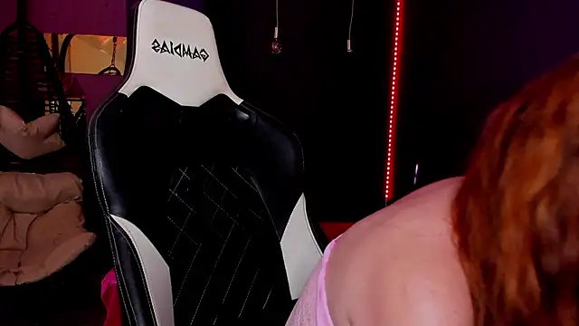 HalaanaTendeer online show from December 18, 1:02 pm