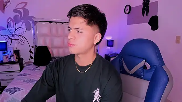 Snapshot of Niicky1_ chatting on January 15, 9:09 pm Niicky1  online show from January 15, 9:09 pm