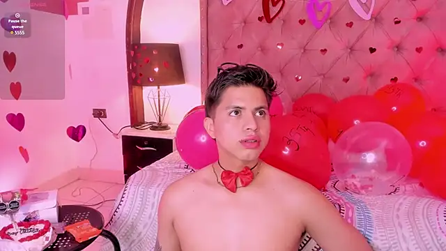 Snapshot of Niicky1_ chatting on February 14, 10:58 pm Niicky1  online show from February 14, 10:58 pm