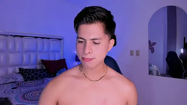 Snapshot of Niicky1_ chatting on February 24, 8:58 pm Niicky1  online show from February 24, 8:58 pm