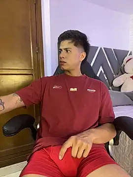 Snapshot of Niicky1_ chatting on March 3, 9:05 pm Niicky1  online show from March 3, 9:05 pm