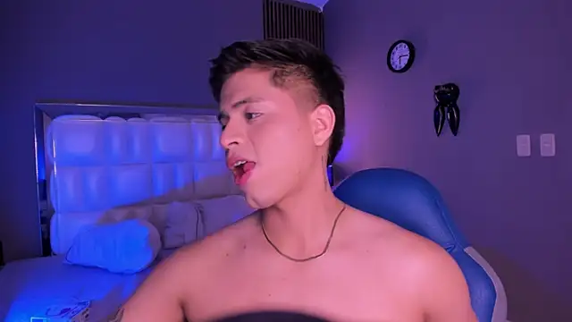 Snapshot of Niicky1_ chatting on September 10, 9:15 pm Niicky1  online show from September 10, 9:15 pm