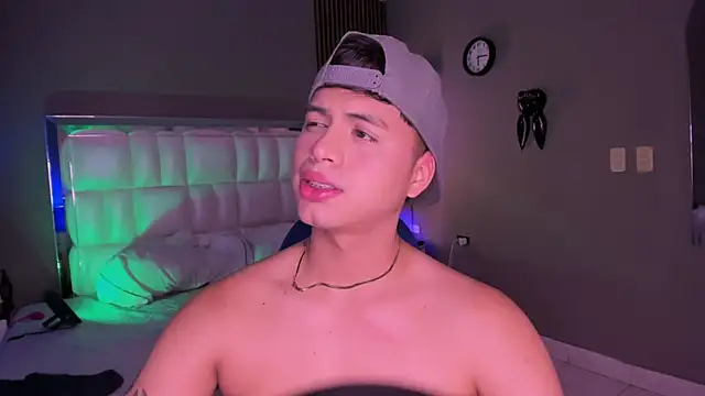 Snapshot of Niicky1_ chatting on September 11, 9:15 pm Niicky1  online show from September 11, 9:15 pm