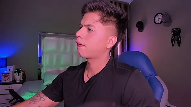 Snapshot of Niicky1_ chatting on September 14, 9:14 pm Niicky1  online show from September 14, 9:14 pm