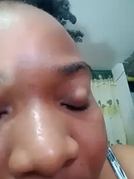 Breisy bigboobs online show from June 28, 6:30 am