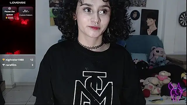 kitty22  online show from November 20, 12:27 pm