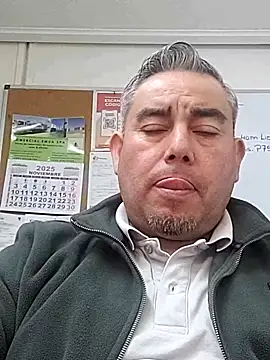 Snapshot of Manolete007x chatting on November 13, 10:41 pm Manolete007x online show from November 13, 10:41 pm