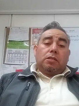 Snapshot of Manolete007x chatting on January 9, 8:32 pm Manolete007x online show from January 9, 8:32 pm