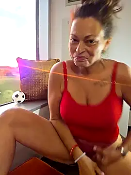 Snapshot of Erotic_and_Exotic chatting on July 12, 1:07 am Erotic and Exotic online show from July 12, 1:07 am