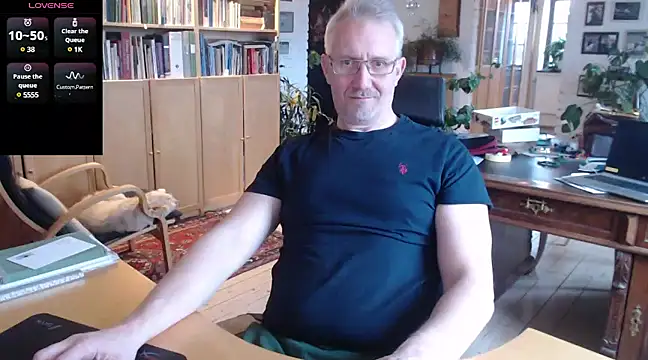 tom-swede online show from January 30, 9:36 am
